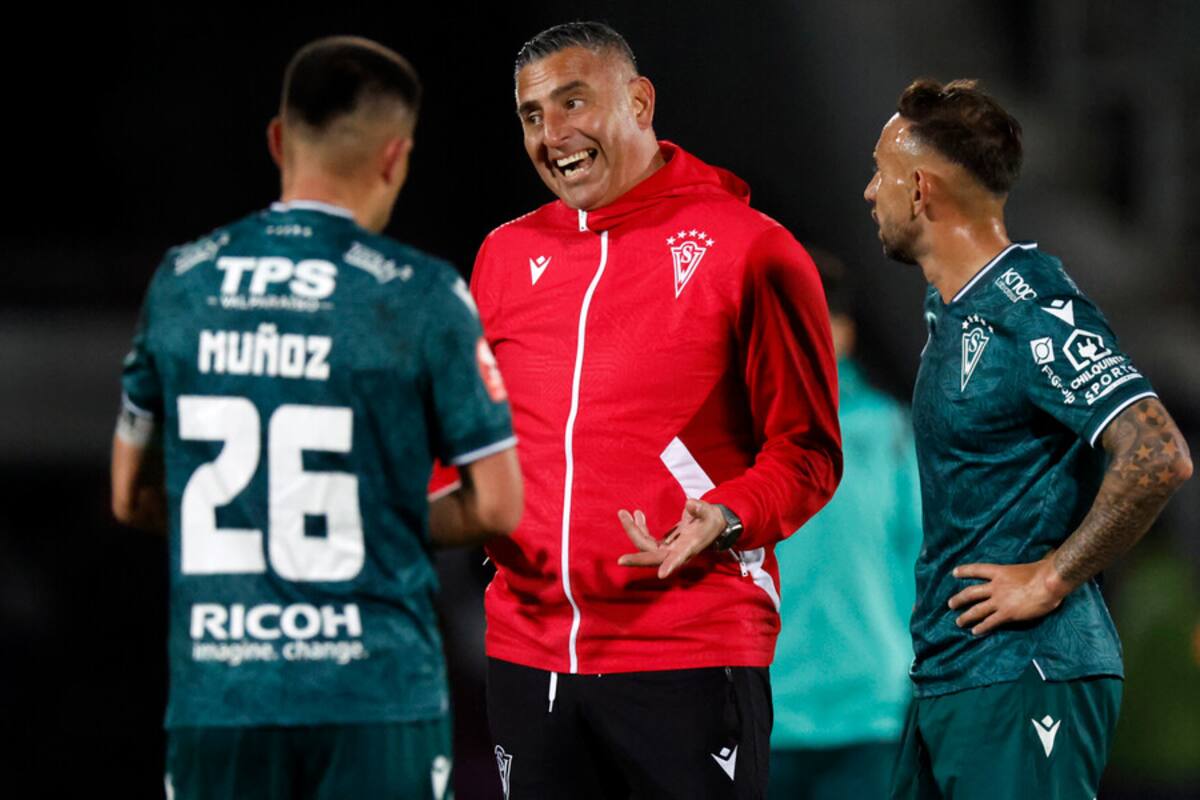 Carlos Muñoz tuvo solo elogios para Jaime García, ahora ex DT de Santiago Wanderers. Foto: Aton.