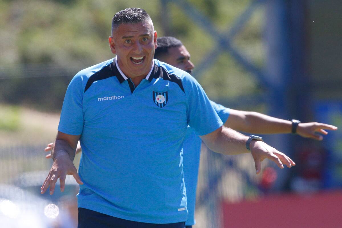 se refirió a la reacción mediática que generó el triunfo de Huachipato sobre Colo Colo el recién pasado fin de semana. (Foto: Aton)