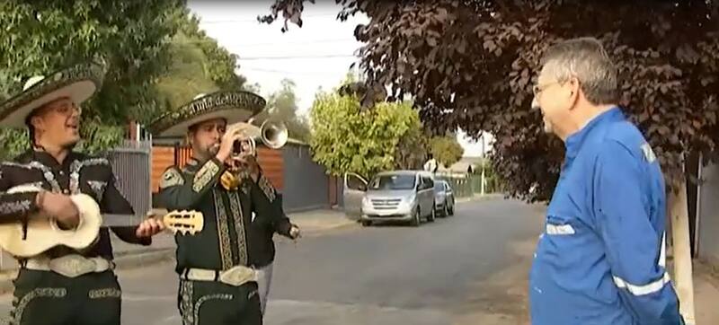 A Jaime Leyton le cantaron mariachis. Créditos: Pantallazo Mega