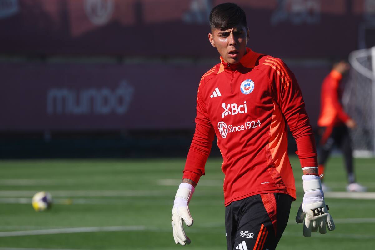 El portero estuvo con la Selección Chilena para enfrentar a Perú en un amistoso jugado en octubre. Foto: Aton.