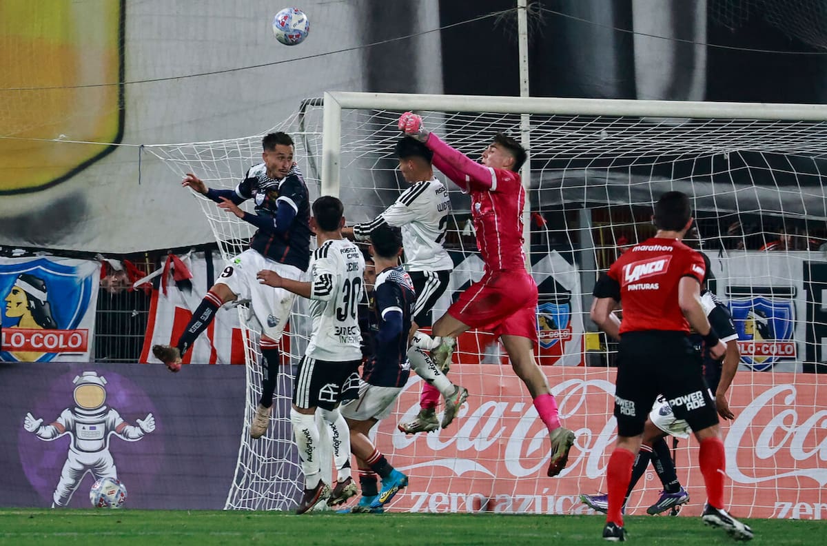 “Sería un golazo si llega”: El jugador de Deportes Recoleta que deslumbró a los hinchas de Colo-Colo y lo piden como refuerzo