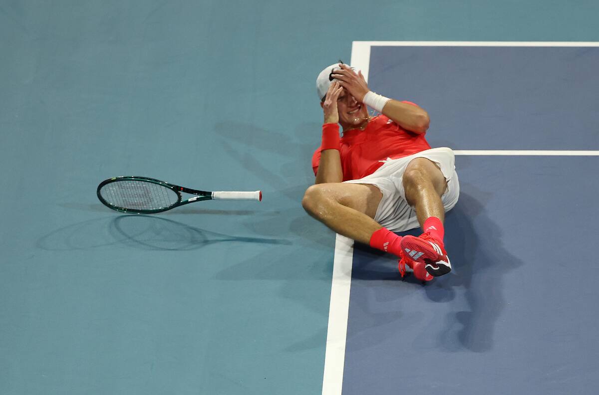 Batacazo en Miami: Jakub Mensik ganó su primer título ATP a los 19 años y le negó el trofeo 100 a Djokovic