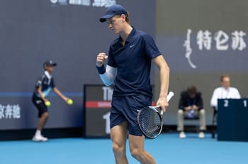 Jannik Sinner no se deja sorprender y es campeón en el ATP de Beijing