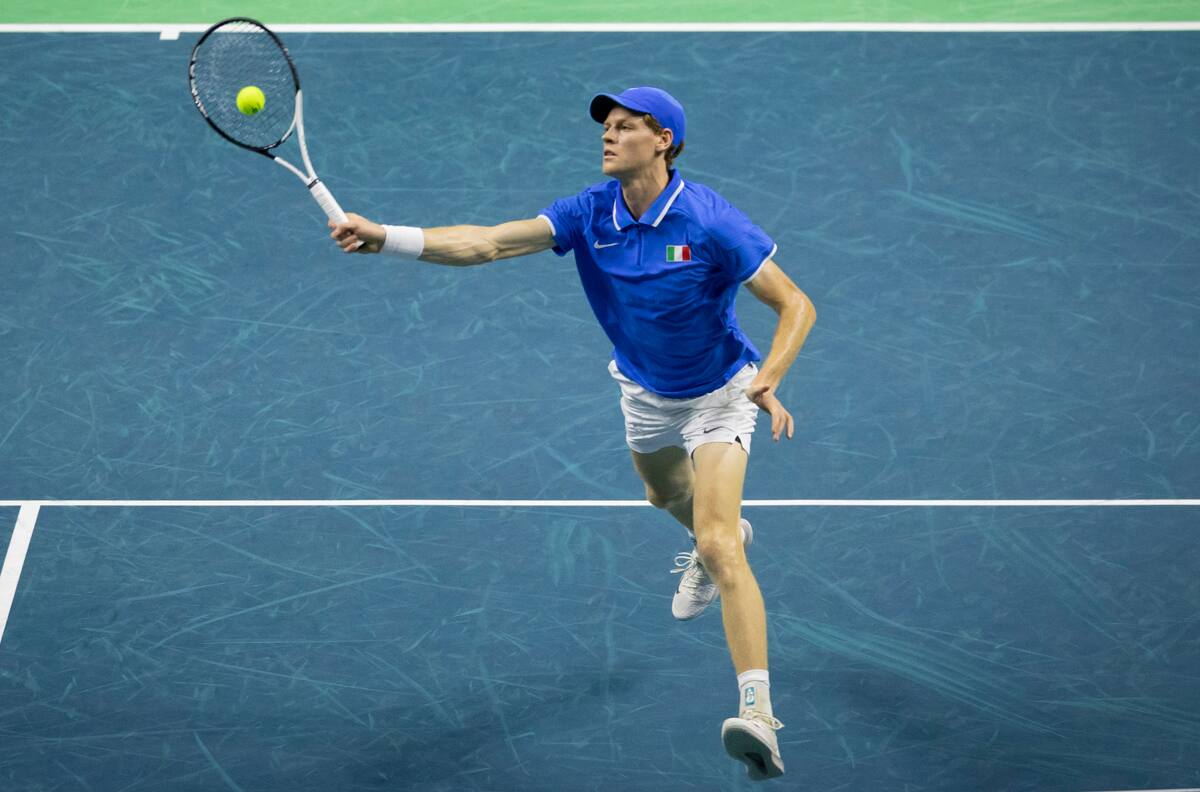 Imparable: Jannik Sinner clasificó a Italia a la final de Copa Davis y busca el bicampeonato