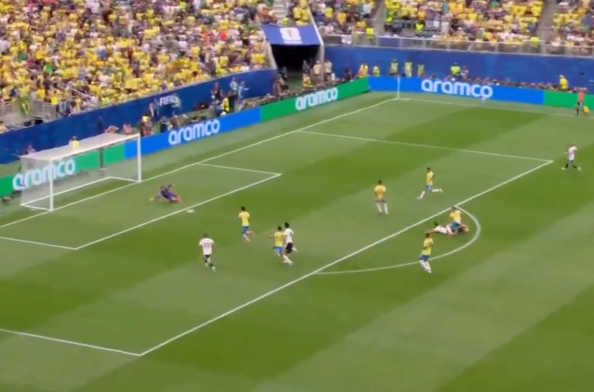 VIDEO | ¡Sorpresa Mundial! Kaishū Sano anotó un golazo y Japón le da el primer golpe a Brasil