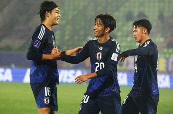 Japón golea a Nueva Zelanda y salva a Chile del fracaso en el Mundial Sub 20