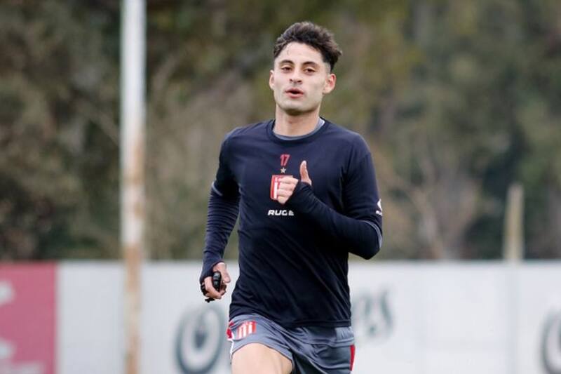recibió el alta médica y ya está autorizado para entrenar a la par con sus compañeros. Foto: Twitter Estudiantes de La Plata.