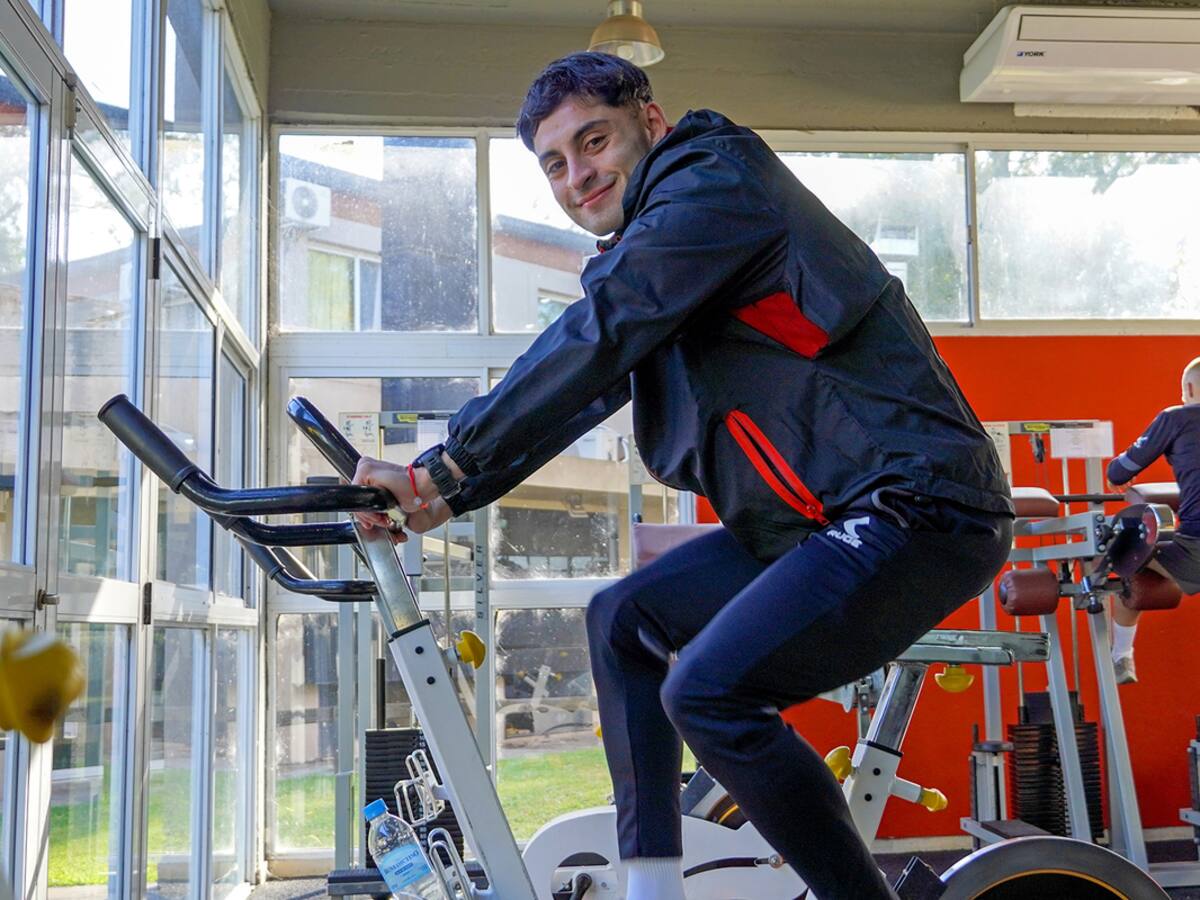 Javier Altamirano se encuentra realizando entrenamientos sin contacto físico.