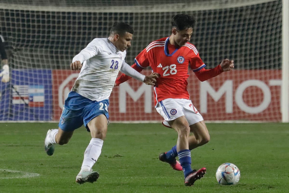 El volante salió de Juan Pinto Durán junto al kinesiólogo de La Roja.