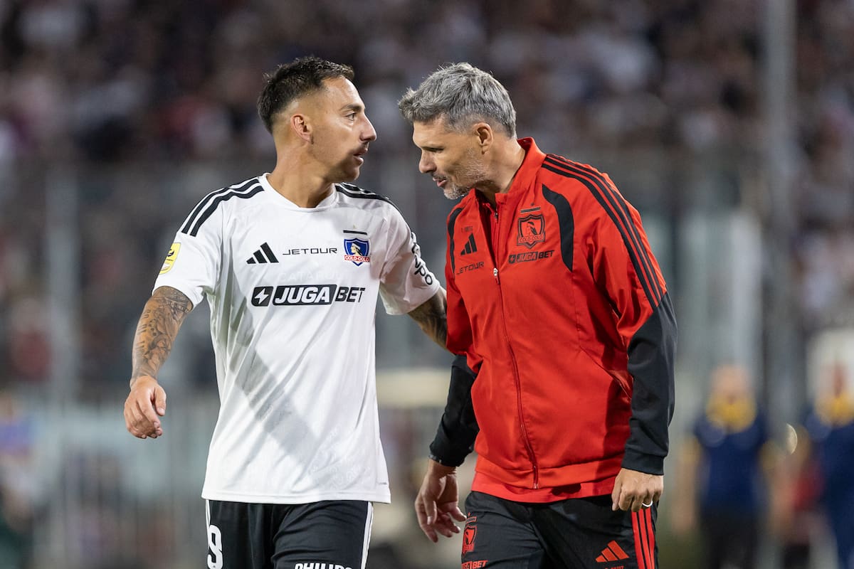 El delantero sigue sin convencer en Colo Colo. Foto: Felipe Escobedo / En Cancha