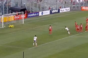 ¿Se equivocó Paulo Garcés? Así fue el primer gol de Javier Correa en el Colo Colo vs. San Felipe