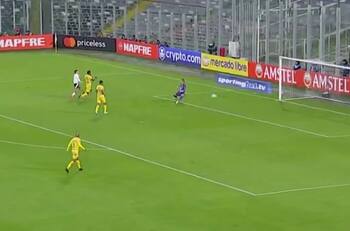 Lo celebró con todo Almirón: el gol de Javier Correa contra Atlético Bucaramanga