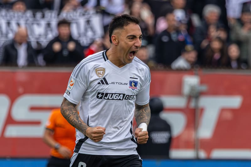 Reaccionó con todo al gesto del capitán de la U. Foto: Felipe Escobedo