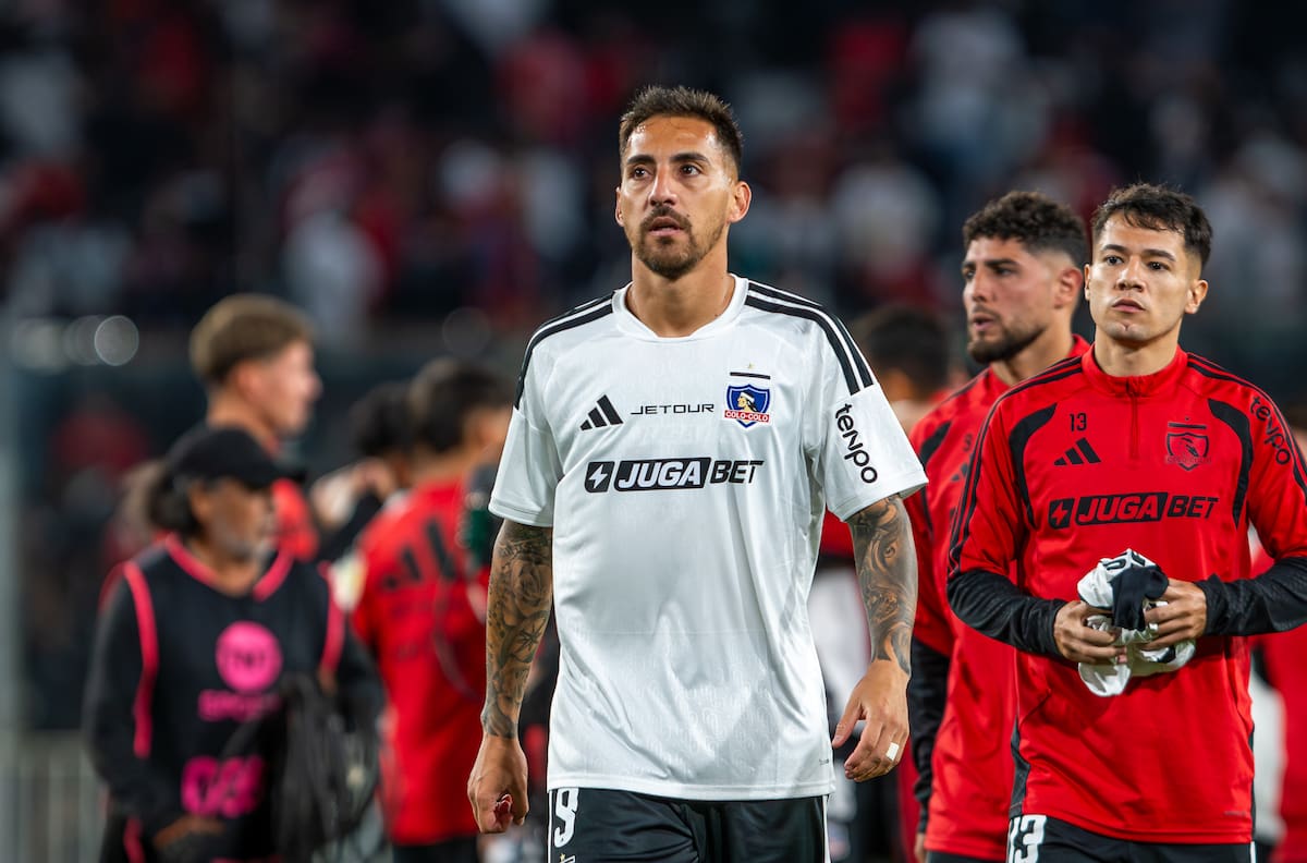 ¿Movimientos en Colo Colo? La verdad sobre la sorpresiva reunión de Javier Correa con Blanco y Negro