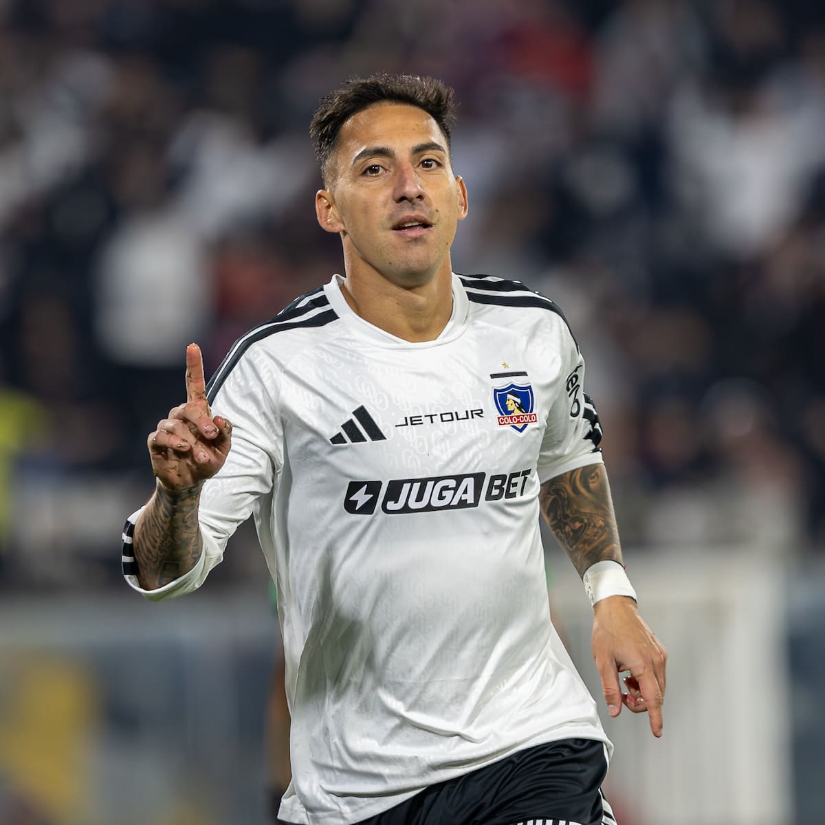 Día clave para Javier Correa en el Tribunal de Disciplina: Colo-Colo hará de todo para evitar grave sanción