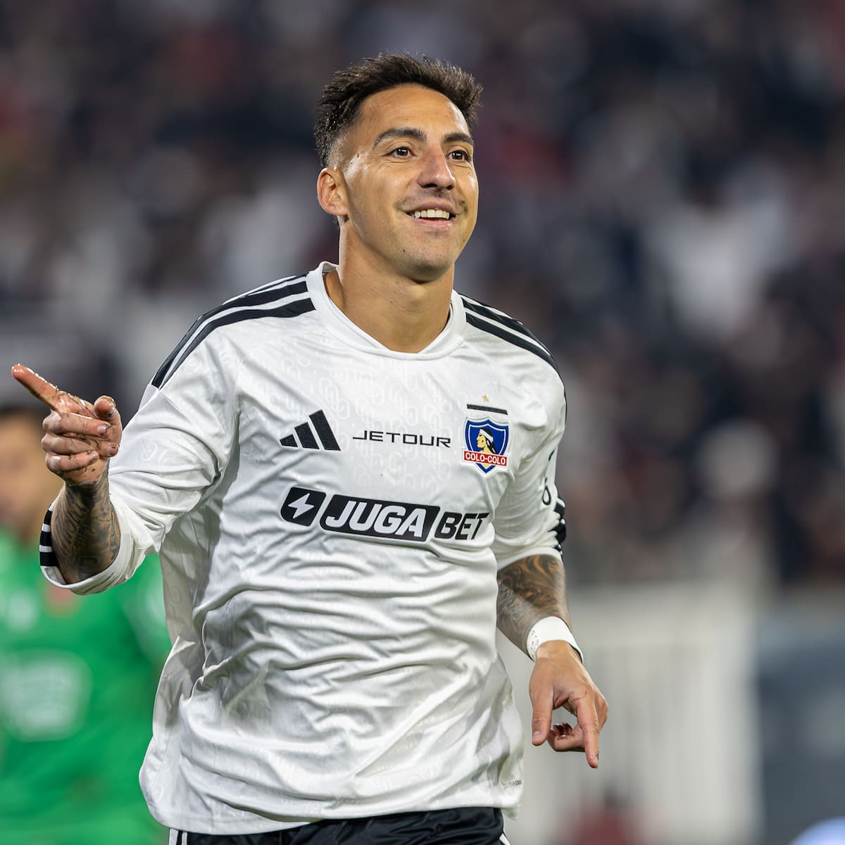 Efecto dominó: las claves detrás del tremendo presente de Javier Correa en Colo-Colo