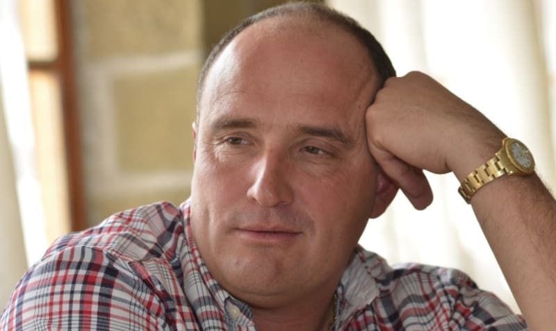 El exfutbolista tiene a sus hijos a cargo de sus negocios.