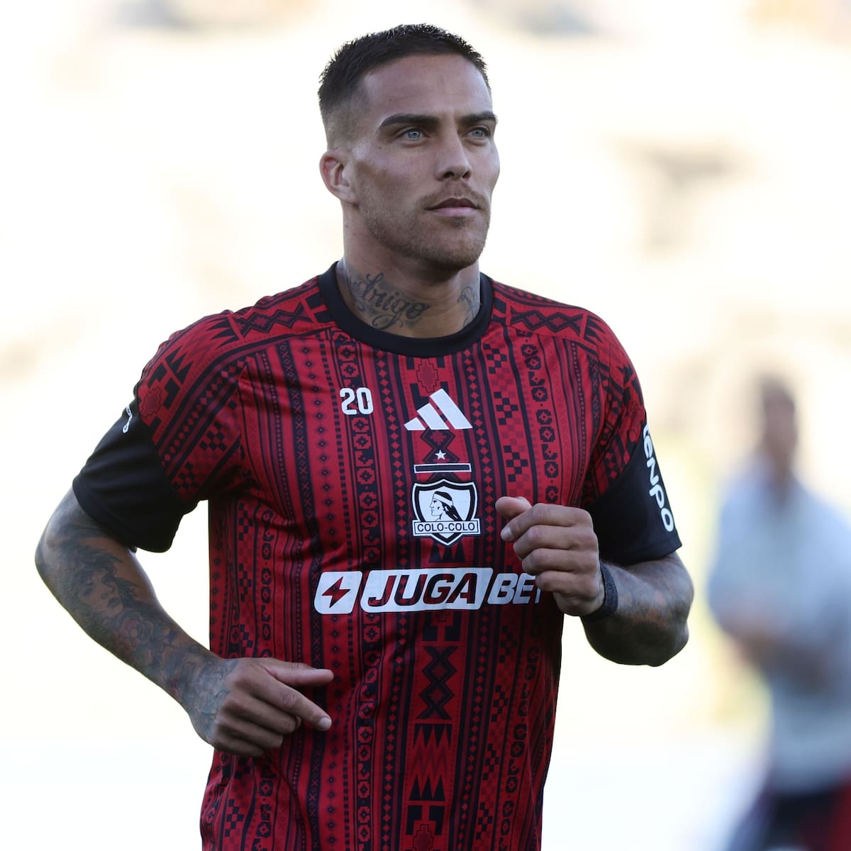 Sorpresa: aseguran que Colo-Colo comprará otro porcentaje del pase de Javier Méndez