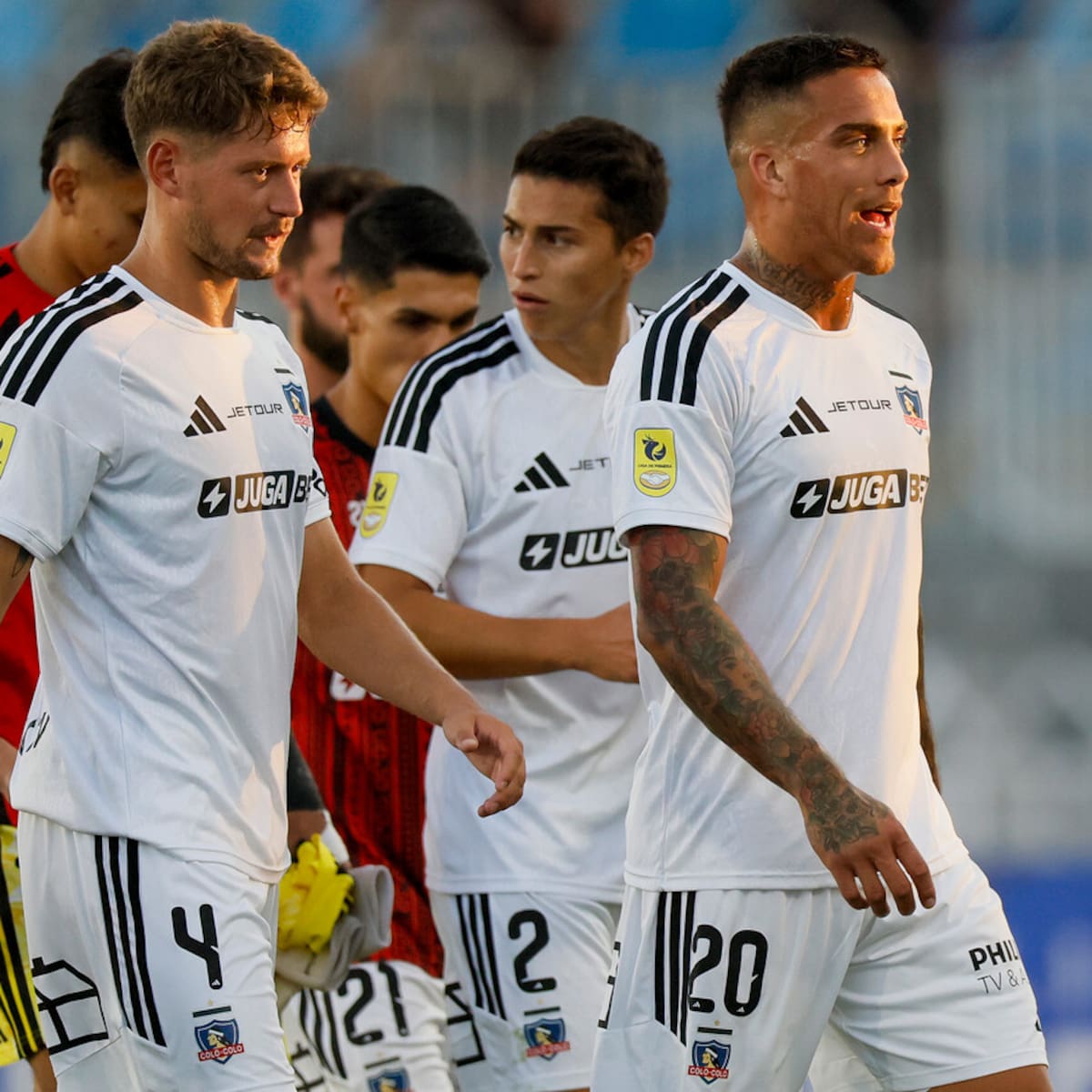 Colo-Colo suma otra baja: Javier Méndez se lesiona y aumenta la preocupación en el Monumental