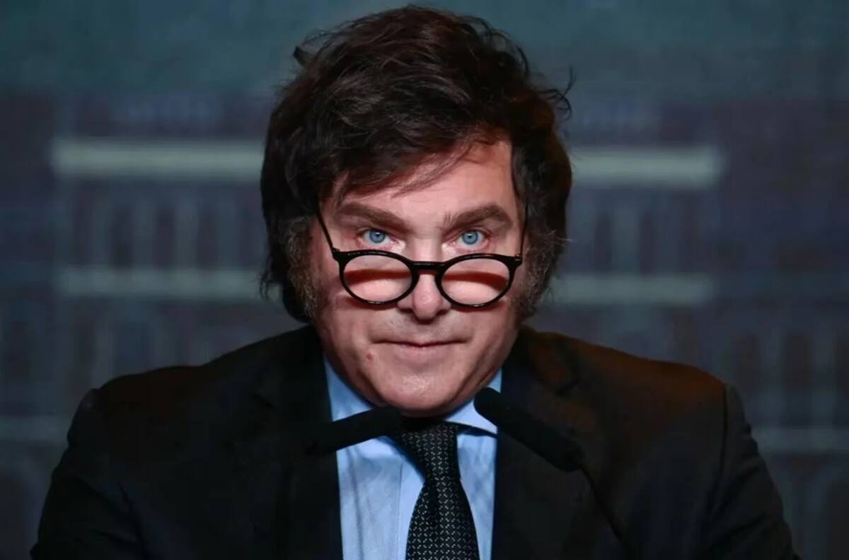 Javier Milei asegura que el City Group quiere comprar un grande de Argentina