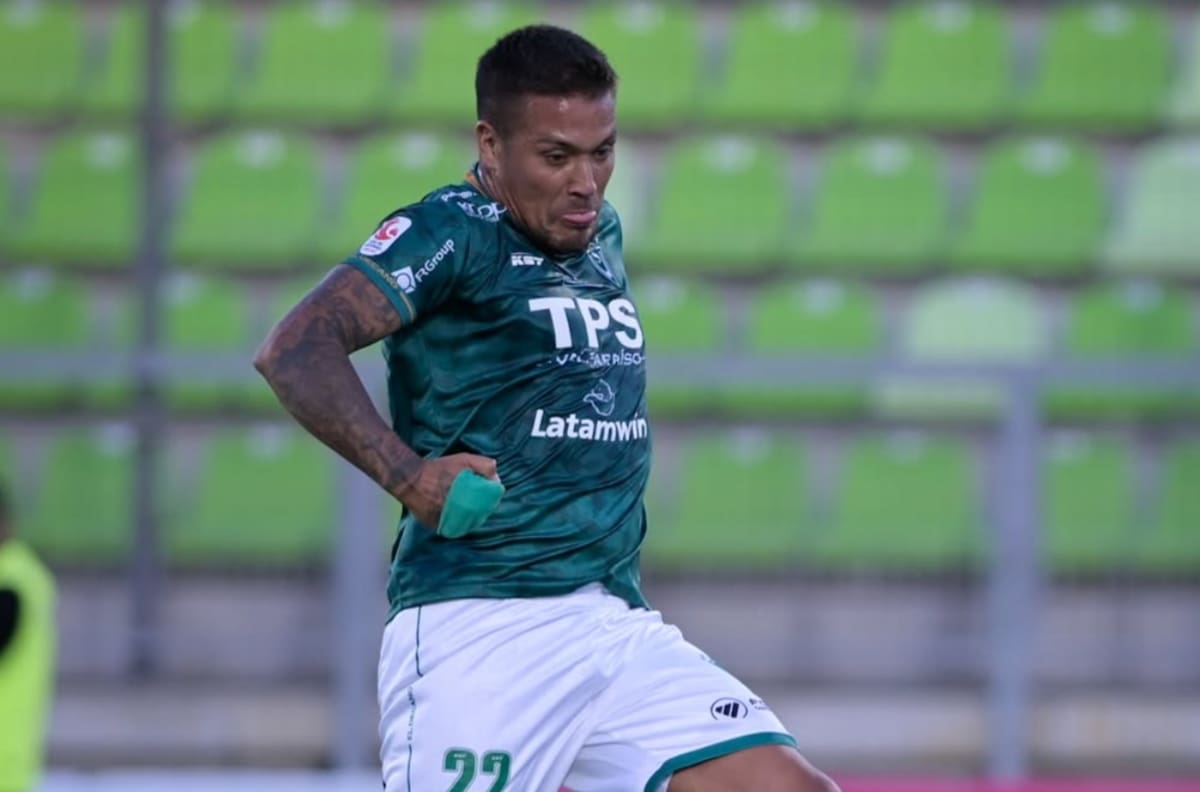 Wanderers toma una decisión con Javier Parraguez en el mercado de fichajes