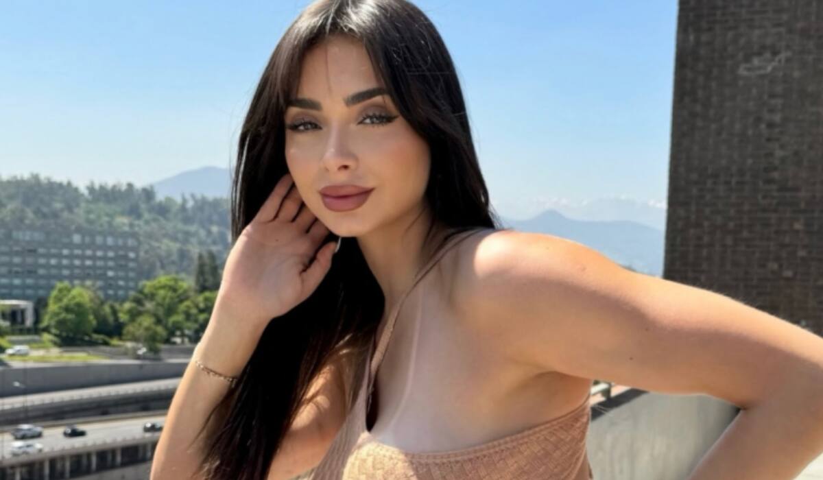 es una conocida chica reality y expareja de Mauricio Isla.