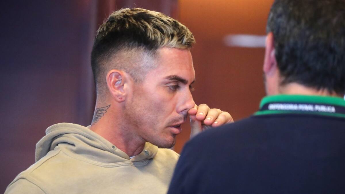 “El nivel de agresividad que tiene es terrible”: Vecinos de Jean Paul Pineda revelan el miedo que sufren a diario por convivir con el exfutbolista