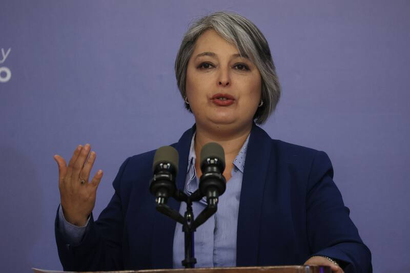 La ministra del Trabajo respecto a la ley de 40 horas.