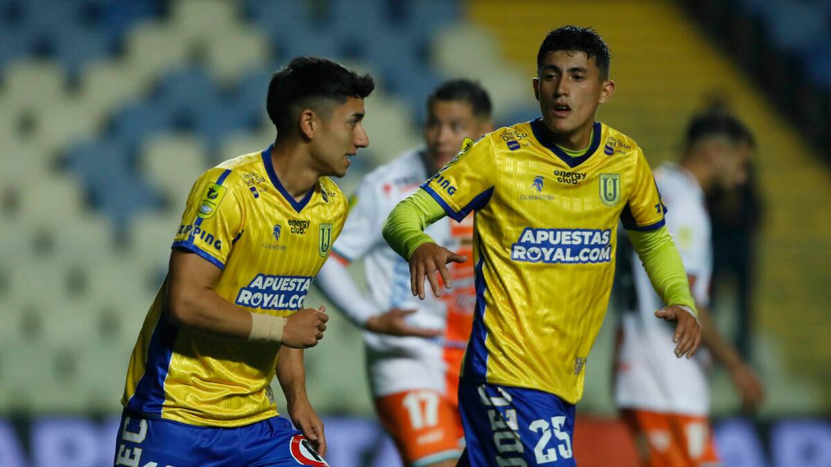 La U puede reforzarse gratis con figura de Primera: “No deben pagar nada, como tampoco hemos pagado por él”