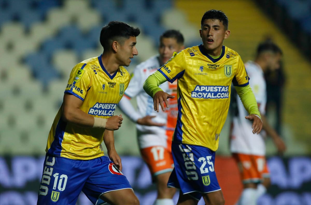 La U puede reforzarse gratis con figura de Primera: “No deben pagar nada, como tampoco hemos pagado por él”