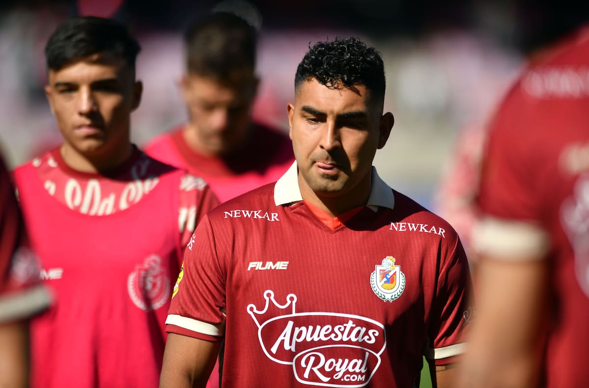 “Si no es por las buenas, será por las malas”: exigen la salida de Jeisson Vargas y su hermano de La Serena