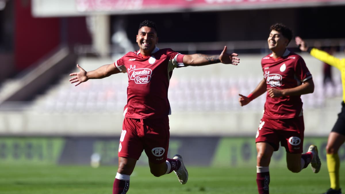 Jeisson Vargas le da el triunfo a La Serena con el primer gol de tiro libre del torneo