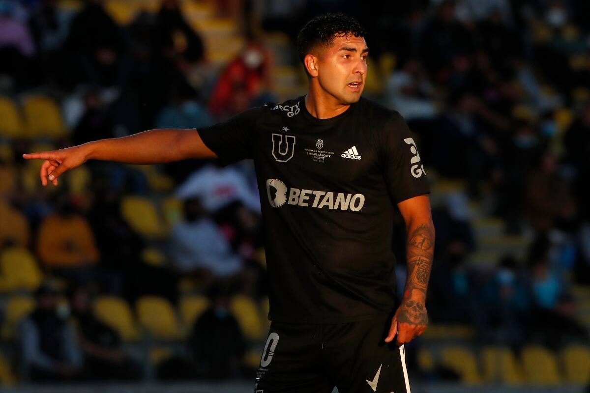en partido entre Universidad de Chile y Coquimbo Unido, temporada 2021.