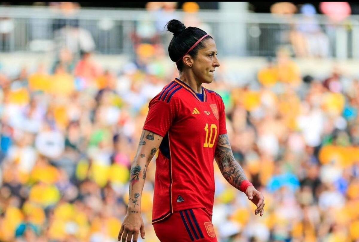 La futbolista de España en un partido de la Selección de España.