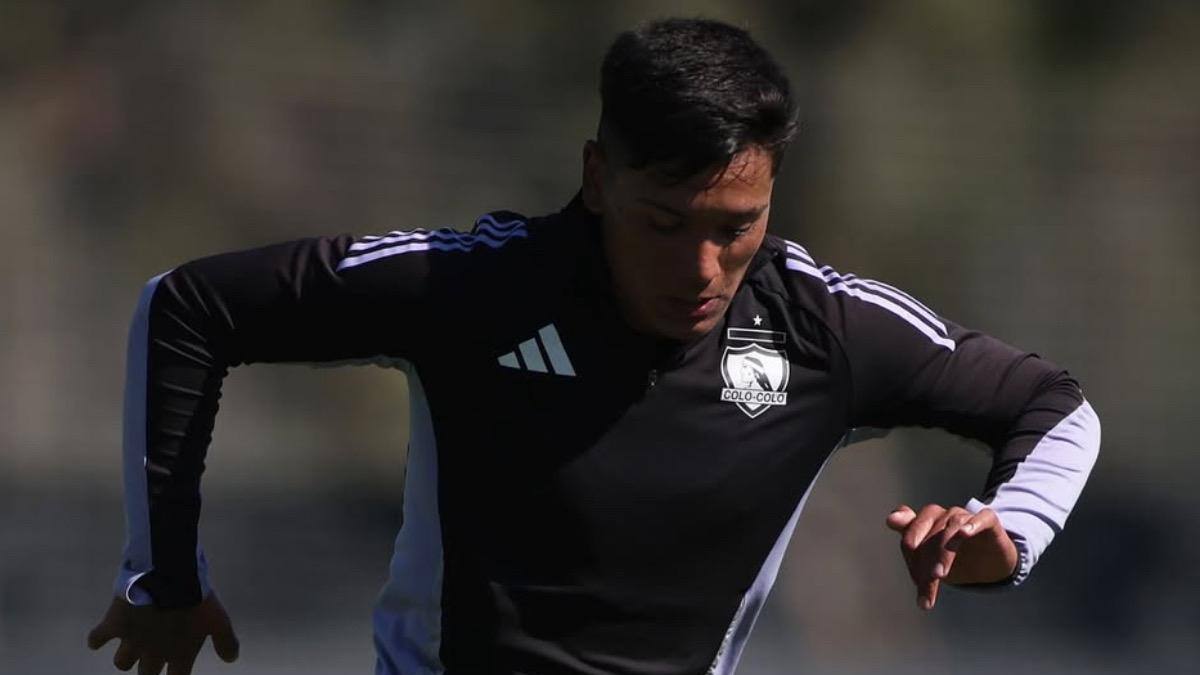 “Lo estoy siguiendo”: Fernando Ortiz confirma interés por delantero de Colo Colo Sub 18