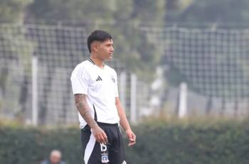 El canterano de Colo Colo que sueña con debutar ante Deportes Iquique: ya fue citado por Fernando Ortiz