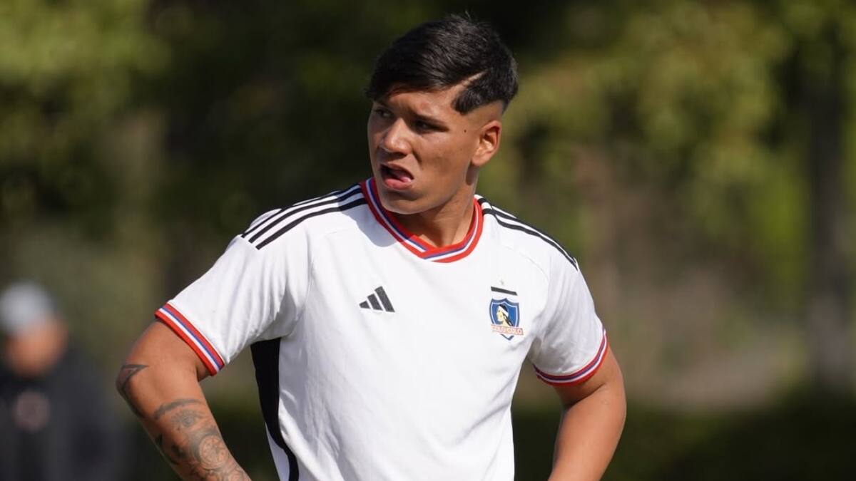 “Tiene condiciones de sobra”: Jerall Astudillo se hace poco a poco un espacio en Colo Colo