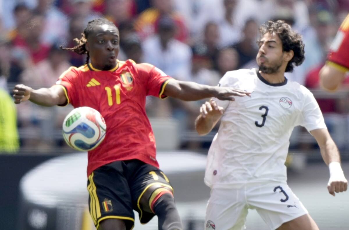 Sufre Rudi García en el Mundial: Jeremy Doku se enfermó a última hora y es baja obligada en Bélgica