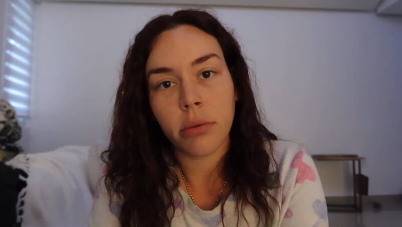La hija menor de Daddy Yankee, se fue con todo contra los fans del reguetonero. Créditos: YouTube.