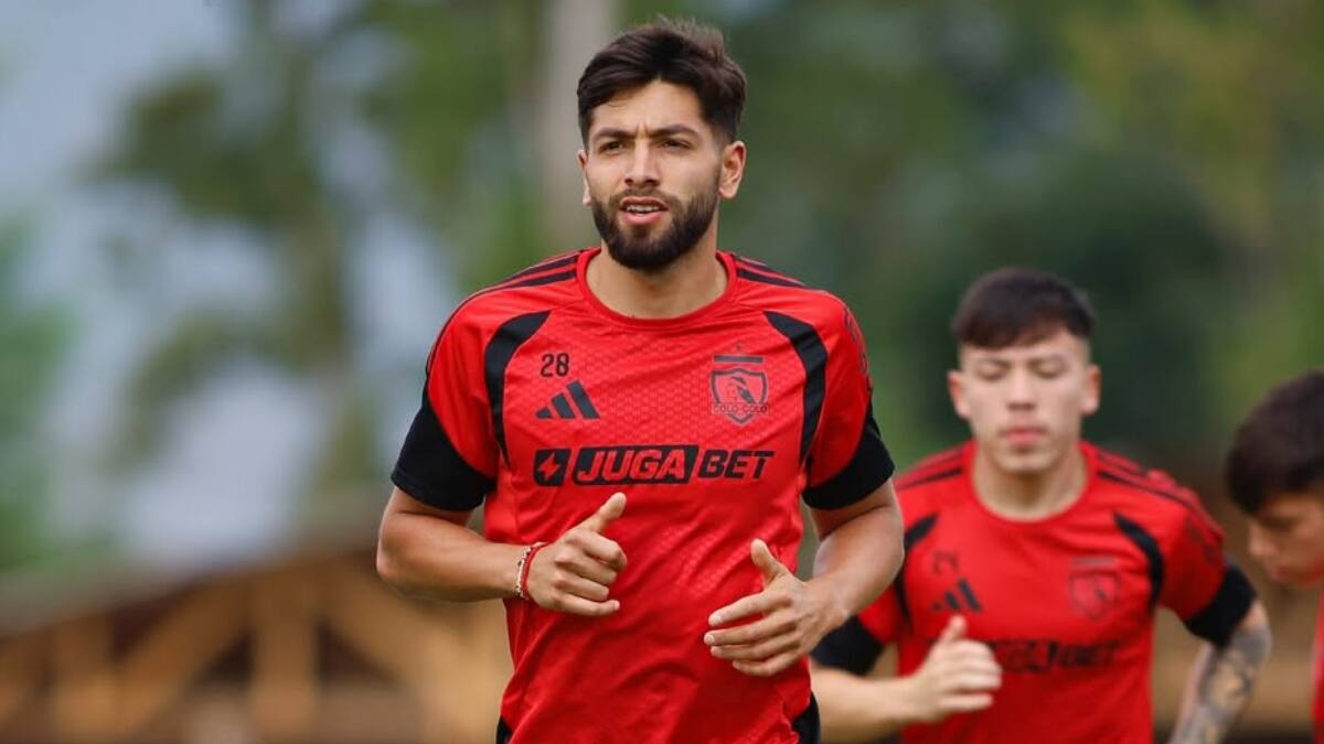 Jeyson Rojas no viaja con Colo Colo a Uruguay: será papá y Fernando Ortiz autorizó su ausencia