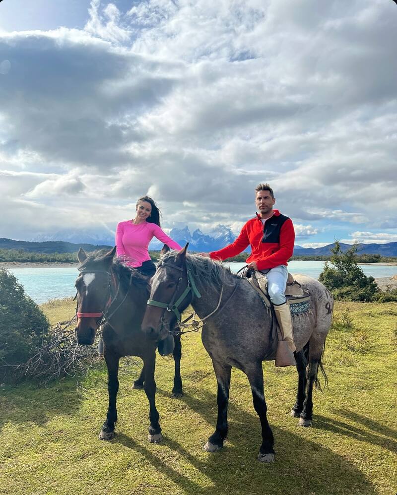 Jhendelyn Núñez celebró el cumpleaños de su pololo.