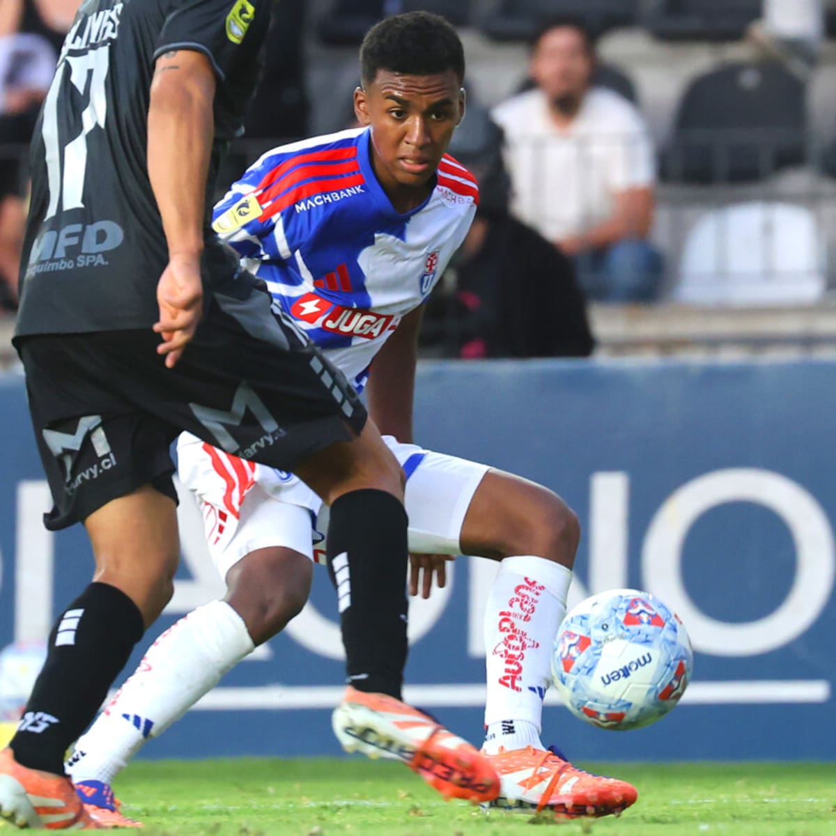 La U humilló al campeón de América: el olvidado por Fernando Gago que sigue marcando goles