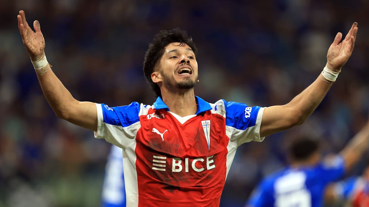 La U pagó una fortuna por él y llegó gratis a la UC: la larga travesía del héroe cruzado en Brasil