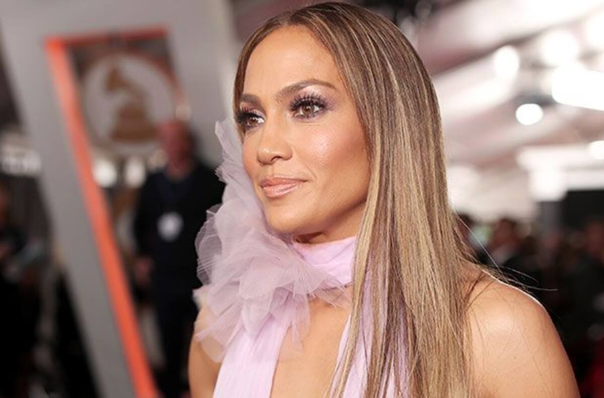 Jennifer López se llenó de elogios mostrándose "al natural"