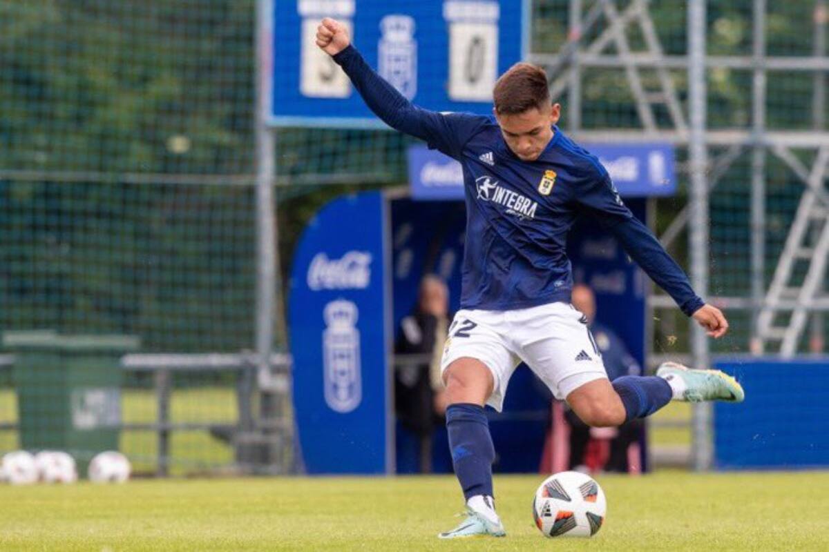 Joan Cruz duró menos de seis meses en el Real Oviedo.