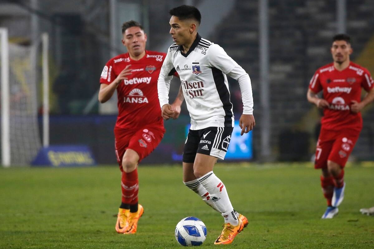 El formado en Colo Colo fue oficializado en España. Foto: Aton
