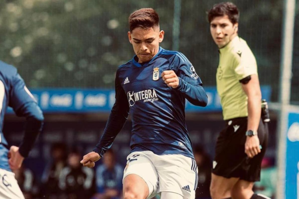 Al futbolista chileno se le ha hecho difícil su adaptación en el Real Oviedo. (Foto: @joancruz.10)