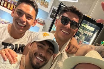 Brayan Cortés, Marcos Bolados y Joan Cruz revolucionaron las vacaciones con estos cánticos de Colo Colo