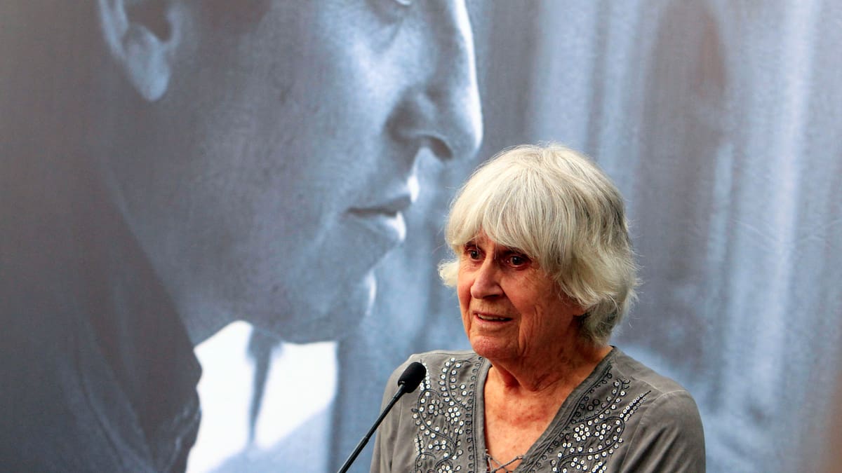 Fallece Joan Jara, destacada bailarina, viuda de Víctor Jara y defensora de los Derechos Humanos