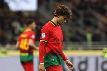 Fue el cuarto fichaje más caro en la historia del fútbol y ahora nadie lo quiere